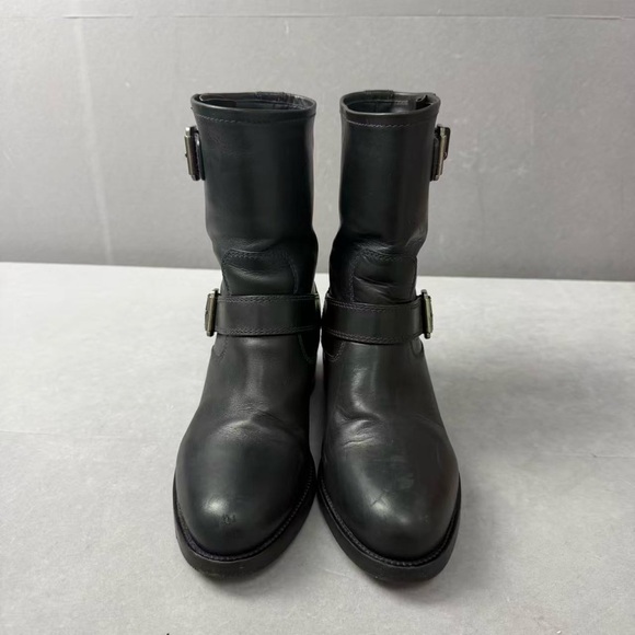 🚩steal Prada Black Leather Buckle Boots - Picture 2 of 5